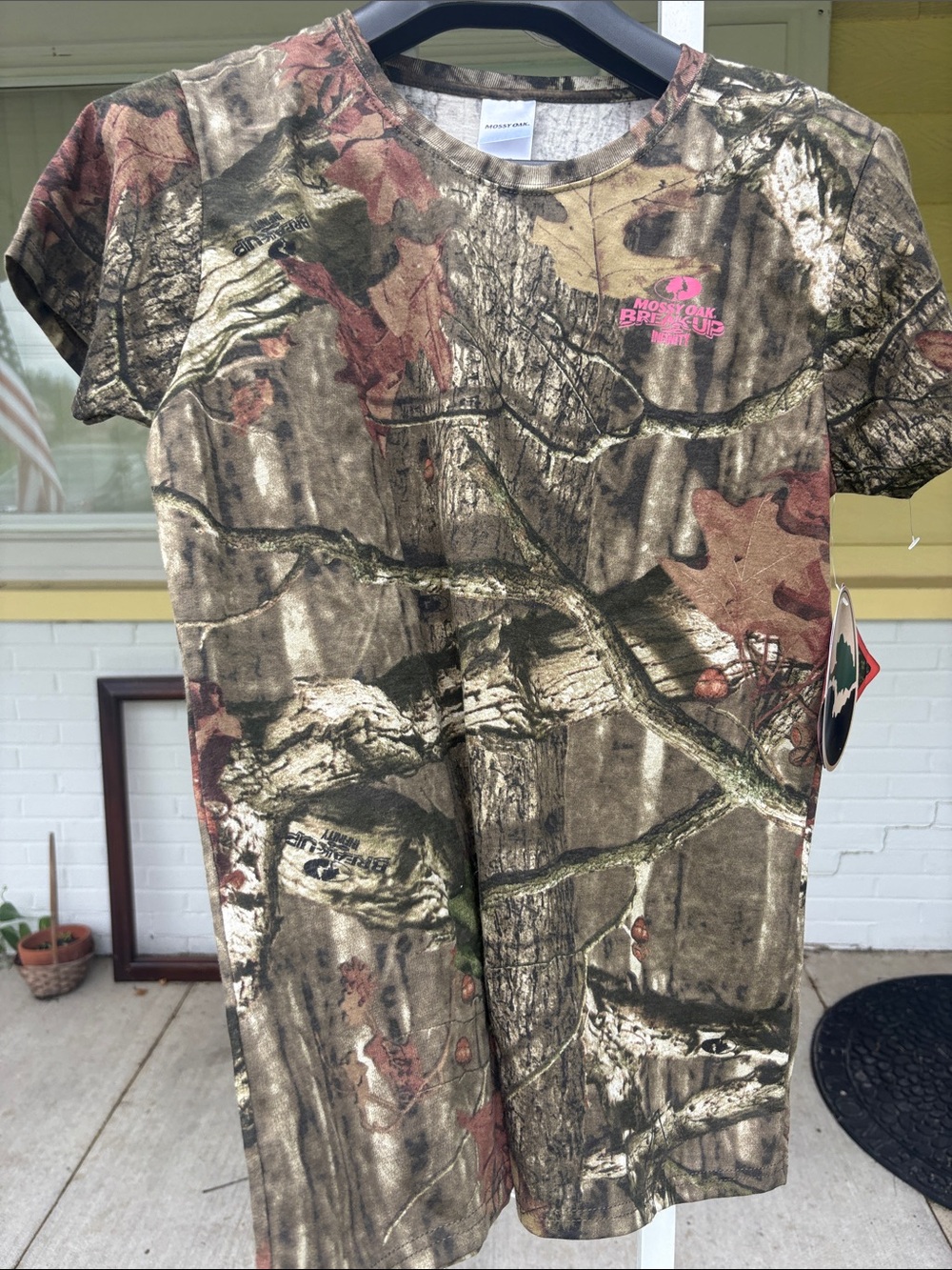 Mossy Oak Kids Short Sleeve Camo Tee with Pink Logo